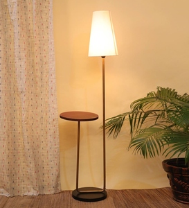 Lámpara de pie de lujo con pantalla de tela blanca y base de metal, OEM, ODM, bajo MOQ, precio de fábrica, venta al por mayor, suministro a granel - Product Image 3
