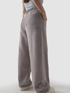 Pantalon de jogging personnalisé de haute qualité pour hommes et femmes, décontracté, imperméable, respirant, coupe ample, jambe large, style évasé pour la randonnée - Product Image 3