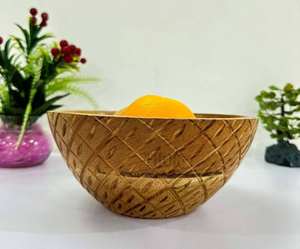 Bol en bois artisanal en bois naturel de six pouces, décoration rustique pour la cuisine, centre de table pour salade, fruits, dîner, maison - Product Image 4