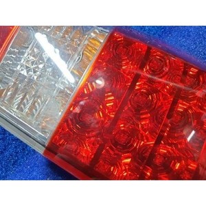 Feu arrière droit d'occasion Mohave 2008-2016, pièce d'origine OEM 924022J101 - Product Image 4