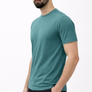 T-shirt homme de haute qualité, décontracté, basique, uni, pour l'été, la gym, confortable, doux, respirant, en coton. - Product Image 3