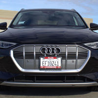 Audi e-tron Q-uattro Premium Plus 2022 Usado, Doble Motor, Tracción en las Cuatro Ruedas, Equipamiento de Alta Gama, Propiedad de California