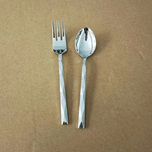 ชุดช้อนส้อมสแตนเลสแบบขายส่ง ปรับแต่งได้ เหมาะสำหรับร้านอาหาร โรงแรม บริการจัดเลี้ยง และใช้ในครัวเรือน - Product Image 3