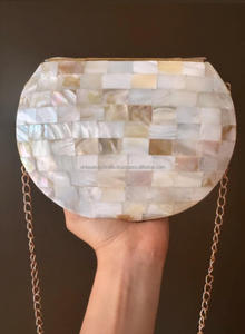 Pochette élégante en nacre vintage faite à la main |   Bouton de fermeture éclair pour sac à main en incrustations de coquillages naturels de qualité supérieure pour mariages, événements, personnalisé - Product Image 4