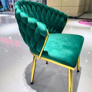 <span class=keywords><strong>Chaise</strong></span> de salle à manger en velours vert tressé, très vendue, <span class=keywords><strong>chaise</strong></span> de restaurant luxueuse rembourrée avec pieds en métal noir pour salle à manger - Product Image 2