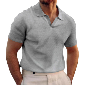 Polo en coton gris tricoté pour homme, manches courtes, coupe classique, couleur unie, design respirant - Product Image 1