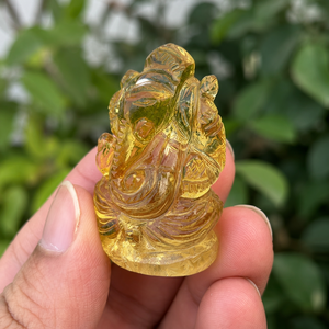 Statue de Ganesha en citrine naturelle sculptée à la main, idole en cristal de 1,5 pouce |   Petite figurine de dieu hindou |   Décoration Spirituelle Gif - Product Image 5