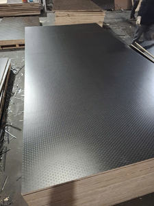 Contrachapado de Acacia y Eucalipto de 1250x2500mm con Malla Metálica y Película Antideslizante - Product Image 3