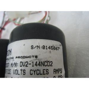 3 électrovannes Furon DV2-144NCD2, réf. 1103307 - Équipements et pièces semi-conductrices d'occasion fiables à l'échelle mondiale chez - Product Image 4