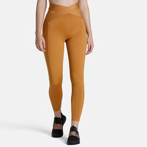 Leggings de yoga respirants et solides pour femmes, de haute qualité, écologiques, à séchage rapide, taille haute, longueur intégrale, pour la gym et le sport - Product Image 6