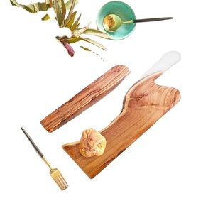 เขียงไม้ที่มีสไตล์พร้อมแผ่นอีพ็อกซี่เคลือบผิวด้วยเรซิ่นท็อปเปอร์ตั้งโต๊ะแบบทันสมัยสำหรับโรงแรมร้านกาแฟและใช้ในบ้าน - Product Image 6