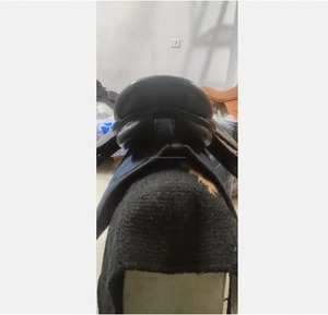 Silla de Montar Inglesa de Cuero Genuino de Alta Durabilidad con Estructura de Madera y Diseño de Asiento Profundo para Exportación de Caballos - Product Image 3