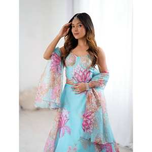 Robes de soirée élégantes brodées Lehenga Choli pour les fêtes et les occasions spéciales - Product Image 3