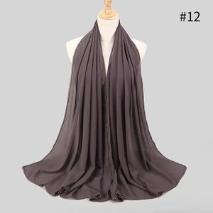 Foulard carré imprimé sur mesure, effet soie, hijab tendance, châle, marque privée, OEM, ODM, fabricant de textiles sur mesure - Product Image 4