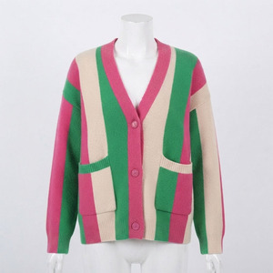 Umri Sports Women's Vintage <b>Argyle</b> Pattern Cotton Knitted Breathable Casual V-Neck Full Sleeve Button Closure Cardigan - Product Image 3