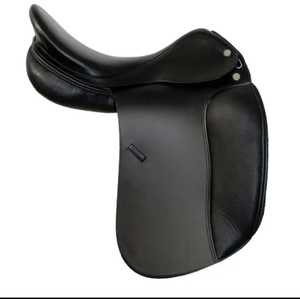 อานม้าแบบอังกฤษสำหรับเดรสสาจและเวสเทิร์น รุ่น RWB-04 ยี่ห้อ Real International Saddlery ทำจากหนังและพลาสติก โครงสร้างแข็งแรง พร้อมอุปกรณ์ชุบนิกเกิล - Product Image 3