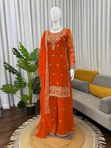 Salwar Kameez brodé orange avec dupatta pour femmes |   Ensemble de vêtements pakistanais pour mariage et fêtes, orné de Zari et de sequins - Product Image 3