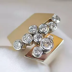 Anillo de Boda para Hombre con Moissanita Real de Corte Redondo de 2 Quilates, Chapado en Oro Amarillo de 14K, Estilo Antiguo - Product Image 3