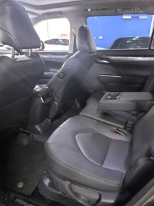 2024 To-yo-ta High-lander Hybrid 2.5L CVT Smart Hybrid 4WD Premium Edition 7 Asientos Automático - Product Image 6