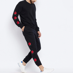 Ensemble de survêtements unis personnalisés pour hommes – Grande Vente – Coupe ajustée en coton – Faible MOQ - Product Image 1