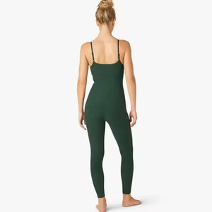 Combinaison de yoga pour femme, vert foncé, taille haute, bretelles spaghetti, sans manches, couleur unie, coupe ajustée, longueur intégrale, respirante - Product Image 2
