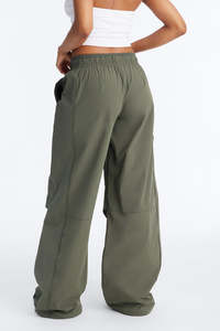 Pantalon utilitaire unisexe à jambe large, taille élastique, décontracté, pour l'extérieur, fournisseur OEM de marque privée, commande en gros, pantalon pour homme - Product Image 3