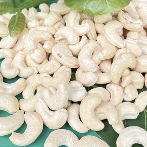 เม็ดมะม่วงหิมพานต์คุณภาพสูงมาตรฐาน ISO W180 ผลิตจากเวียดนาม ซานติโก - Product Image 1