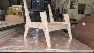 Canapé-lit en contreplaqué durable et écologique personnalisé avec revêtement en cuir PU et pieds en bois, design industriel pour salon - Product Image 1