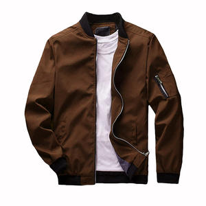 Chaqueta Bomber Negra Clásica para Hombre, Chaqueta de Acabado Liso de Aspecto Clásico para Uso Diario - Product Image 3