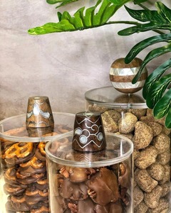 Boîte de rangement alimentaire carrée en acrylique faite à la main, durable, multifonctionnelle, avec charnières, personnalisable, boîte cadeau de luxe pour la salle à manger - Product Image 5
