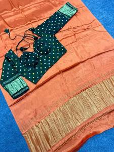 Sari de Tela de Seda Modal Gajji Pura con Blusa Cosida - Product Image 2