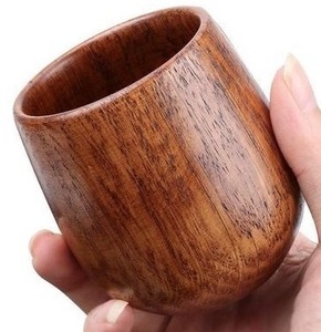 Mug en bois massif fait main, tasse à café en bois naturel, finition rustique, vaisselle pour la maison, disponible chez Worldwide Supply - Product Image 4