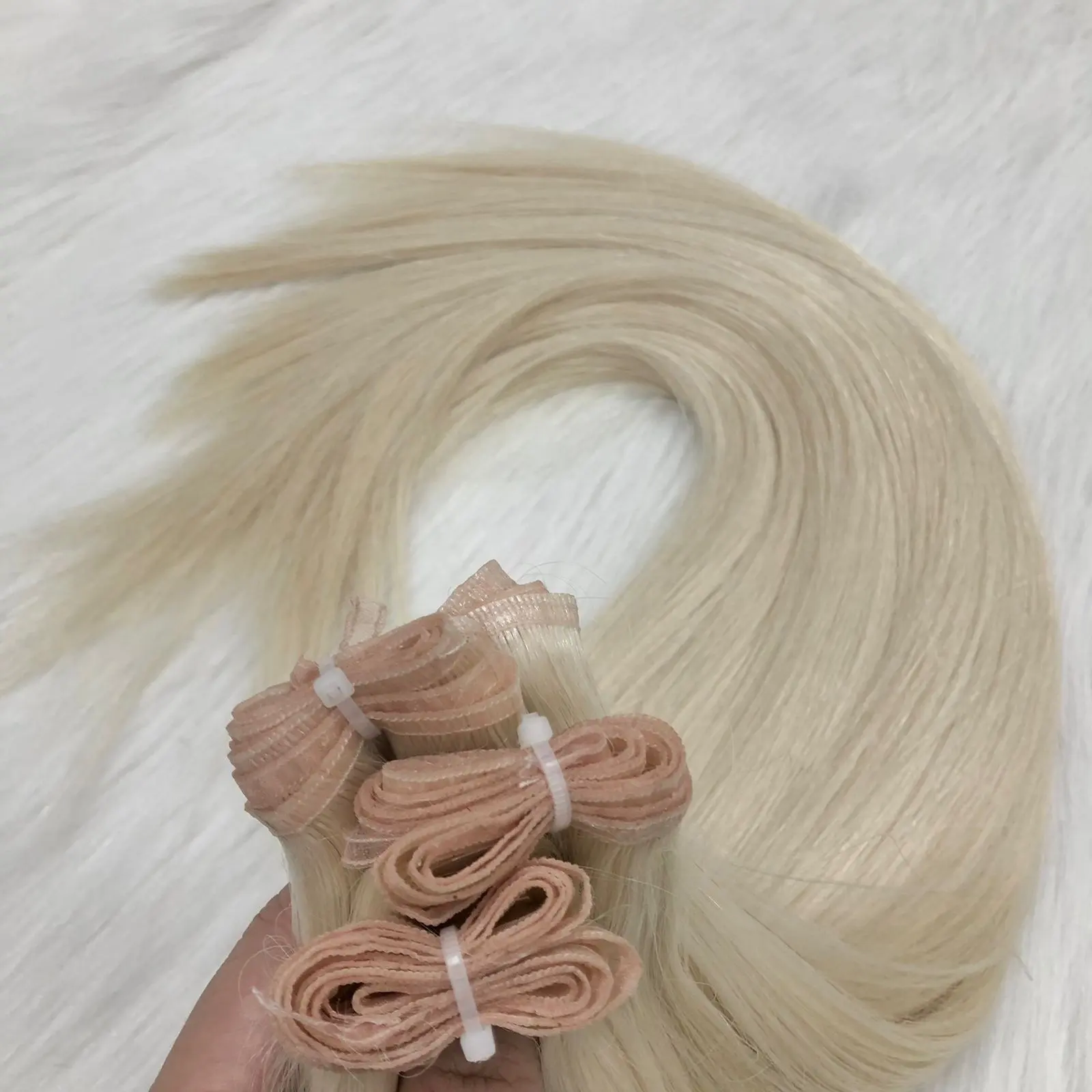 Blonde russe vierge humaine Double dessiné Remy Extensions de cheveux sans couture plat trame cheveux de 8 ''à 30 pouces