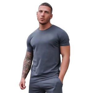 OEM ODM T-shirt de sport pour homme avec impression de logo personnalisé, vêtements de sport en polyester doux et élastique, vêtements d'entraînement, approvisionnement en gros - Product Image 6