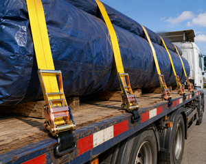 Fournisseur d'équipements de fret, sangle de fixation à cliquet en polyester 75 mm 8000 kg haute résistance pour la manutention de charges lourdes, service OEM - Product Image 2