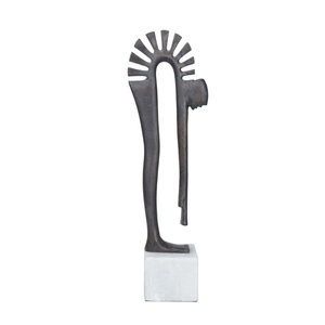 Escultura moderna abstracta de hombre con franjas negras, figura artística hecha a mano para decoración de mesa de sala de estar - Product Image 2