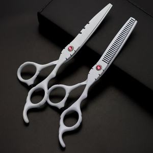 Ciseaux à cils professionnels Ovexa Surgical 10 mm, ciseaux de barbier, pointe lisse, prise en main parfaite, acier inoxydable durable, expédition immédiate, salon - Product Image 2