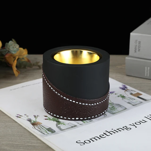 Brûleur à Bakhoor MajesticArabia fait main en bois et cuir, porte-encens avec design artistique multicolore héritage - Product Image 3