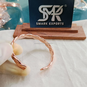 กำไลทองแดงแท้ทำด้วยมือกำไลข้อมือ Kada สำหรับผู้ชายและผู้หญิงเครื่องประดับถักการออกแบบที่ทันสมัย - Product Image 6