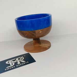 Bol de service de luxe en bois et résine époxy avec base surélevée pour desserts, glaces et repas à domicile haut de gamme - Product Image 1