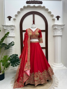 Lehenga Choli Rouge Brodé pour Femme, Tenue de Mariée Traditionnelle Indienne, Robe de Mariage Longue Coupe Classique - Product Image 3