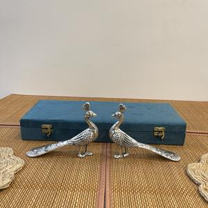 ARTESANÍA METÁLICA: PÁJARO PAJUÍN BAÑADO EN PLATA CON EMPAQUETADO EN CAJA DE TERCIOPELO PARA REGALO - Product Image 4