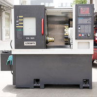 Tour CNC à banc incliné avec banc incliné à 30 degrés et base en fonte HT300 pour petites pièces en acier inoxydable et barres de 45 mm LK-160