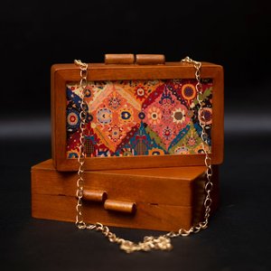 Pochette en bois imprimé multicolore, élégante, en bois naturel, pour femmes, pour occasions festives et mariages - Product Image 1