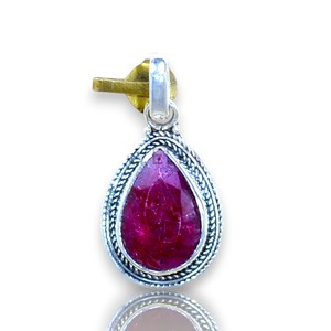 Elegante colgante de rubí en plata de ley 925 y joyería de plata 925 - Product Image 1