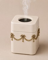 Brûleur à Bakhoor carré en métal le plus vendu avec garniture décorative dorée, brûleur d'encens arabe pour charbon d'oud et usage aromatique