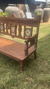 Banc de jardin en bois massif de style moderne, chaise de décoration durable pour l'extérieur, mobilier de maison, prix promotionnel disponible en centre commercial - Product Image 5