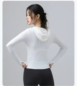Chemise à manches longues avec fermeture éclair, haut décontracté et tendance, usine de vêtements en gros OEM ODM, chemise à manches longues zippée tendance - Product Image 2