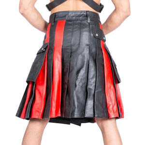 Kilt Escocés de Cuero Vacuno Auténtico para Hombre, Plisado, Estilo Romano, Personalizado en Rojo y Negro - Product Image 4