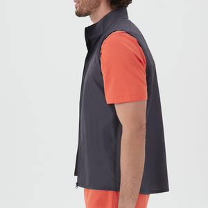 Vestes d'été fines et respirantes personnalisées en gros pour hommes, vestes coupe-vent sans manches pour la course à pied, vestes de course pour hommes - Product Image 5